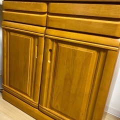 実は食器棚なんです。の画像