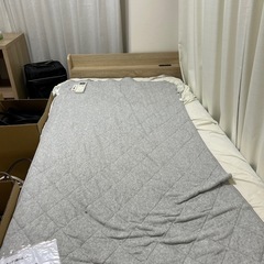 シングルベッド
