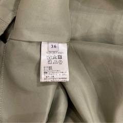ユナイテッドアローズ　タフタギャザースカートの画像