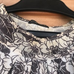 花柄シャツ半袖　　難有りの画像