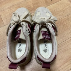 女性用靴の画像