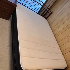 取引再開！ダブルベッドフレームとマットレス