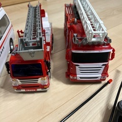 ラジコン4台その他ミニカーの画像