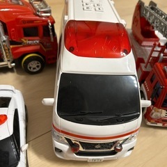 ラジコン4台その他ミニカーの画像
