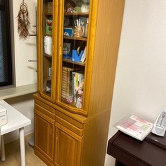 実は食器棚なんです。の画像
