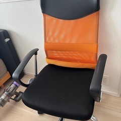 デスクチェア