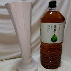 【まだ受付中】美品 セラミック製 花瓶 フラワーベース♪ エンボ...