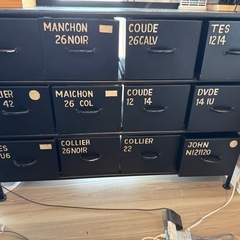 3000円お渡ししますので、貰ってください。収納　おしゃれ　棚　見た目重視の画像