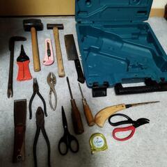 makitaのケースに入った工具いろいろです
