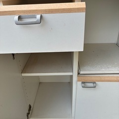 キッチン収納の画像