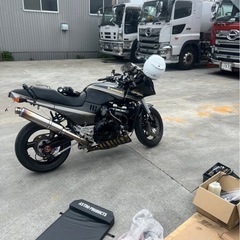 カワサキgpz900フルカスタムの画像