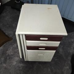 0円‼️折りたたみデスク