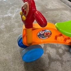 アンパンマン　三輪車の画像