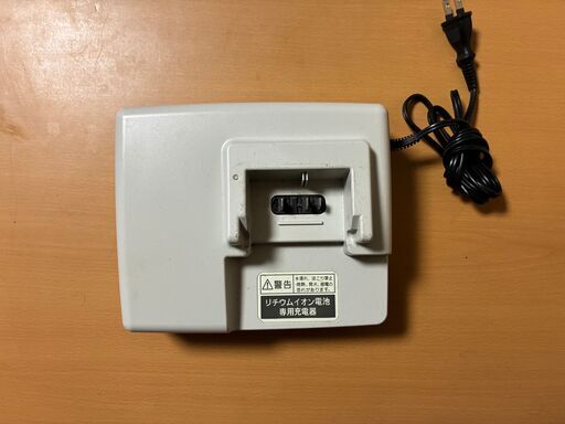 Panasonic パナソニック 電動自転車用バッテリー充電器 NKJ062