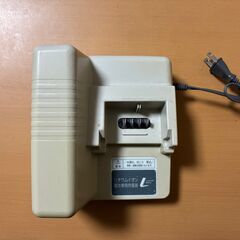 Panasonic パナソニック 電動自転車用バッテリー充電器 NKJ033
