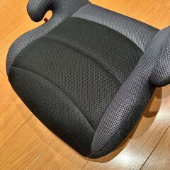 ジュニアシート（取引中）の画像