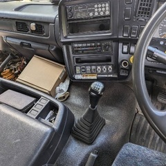 UDニッサン　セルフローダー　13tの画像