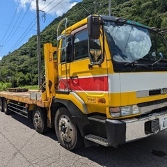UDニッサン　セルフローダー　13tの画像
