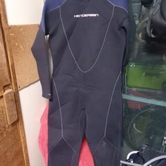 ダイビング　ウエットスーツ　大きいサイズ！　3XL　生地厚5㎜
