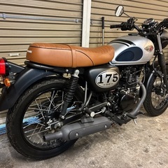 カワサキ　W175SE 美車　配送可能　支払いは現金or振り込みも可能の画像