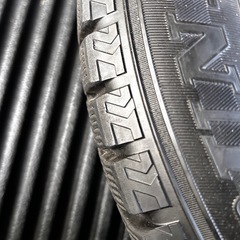 スタッドレス　16インチ　195/65R15の画像