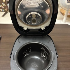 パナソニック SR-KT069 炊飯器 の画像