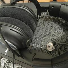 今から来れる方4000円ですLogicool　GPRO ゲーミングヘッドフォンの画像