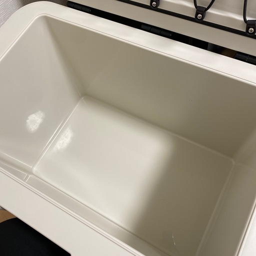 HUGEL クーラーボックス 40L