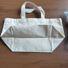 ハワイ限定DEAN&DELUCA バックとぬいぐるみの画像