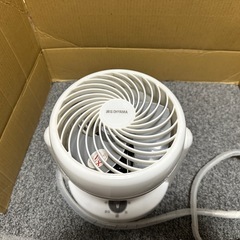 アイリスオーヤマ　2019年製 コンパクトサーキュレーターの画像