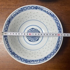 ラーメン皿3枚、とんすい3枚、花形小鉢2枚の画像