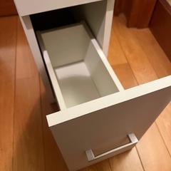 収納棚　白　の画像