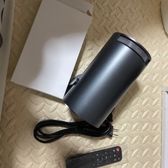 【ほぼ新品】プロジェクター