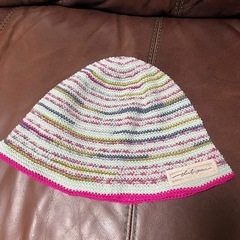 ハンドメイドの帽子の画像