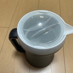 THERMOS サーモス 黒いプラスチック製水差しの画像