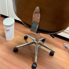 勉強机　イス　あげます。0円の画像