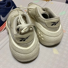 NIKE Reebok 23.5cm スニーカーの画像