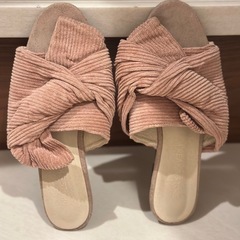 FREAK’S STOREで購入したコーデュロイ素材のリボンサン...