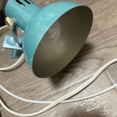 電球色、ライトの画像