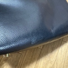 GIVENCHY ジバンシィ レザーがま口ハンドバッグ ブラック 黒 フォーマルの画像