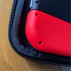 Nintendo Switch本体☆HAC-001(-01)☆Joy-Con☆ジョイコン☆新型☆バッテリー強化版☆ニンテンドースイッチ☆任天堂☆ケース付き！の画像