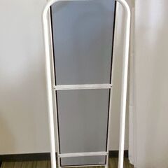 M521 NITORI スタンドミラー ハンガーラック付き ホワイトの画像