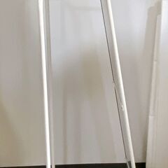 M521 NITORI スタンドミラー ハンガーラック付き ホワイトの画像