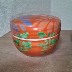 未使用　ボンボニエール２個セット　正風窯　菊と水仙の花　オレンジと緑の華やかさの画像