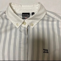ユニクロUNIQLOストライプシャツ サイズSの画像