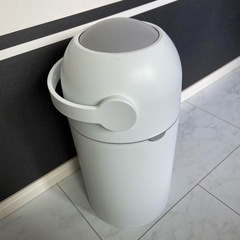 ピジョン　おむつ用ペール　ステールの画像