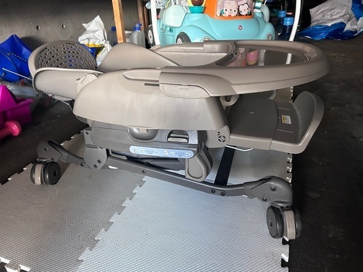 （配達ok）ネムリラ　電動　コードレス　ベビーベッド