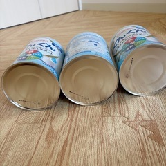 (お話中)ベビー　ミルク　ぐんぐん3缶の画像