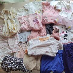 子ども服　ベビーカー　おもちゃの画像