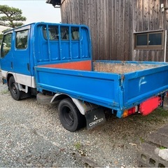 三菱キャンターダブルキャブの画像
